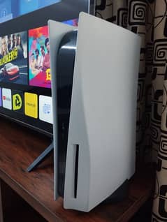 PS5 Slim - Disc Edition Slightly Used (Purchased from UAE)