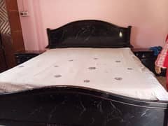 wooden king size bed