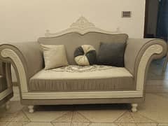 7seated sofa set