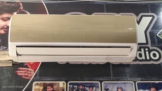 1.5 ton AC urgent sale
