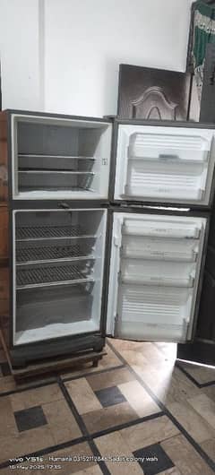 Dawlance Frij medium Size