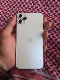 i phone 11 pro max 64 GB water pack Bt 87