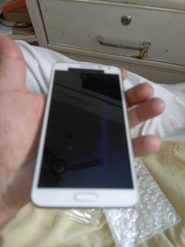 Note 3 unit with display white colour 1
