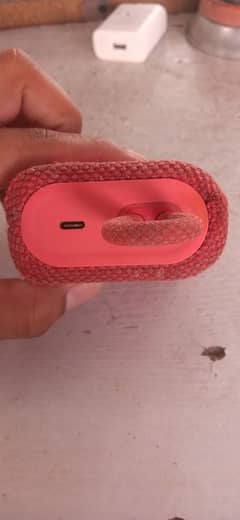 JBL  go 3