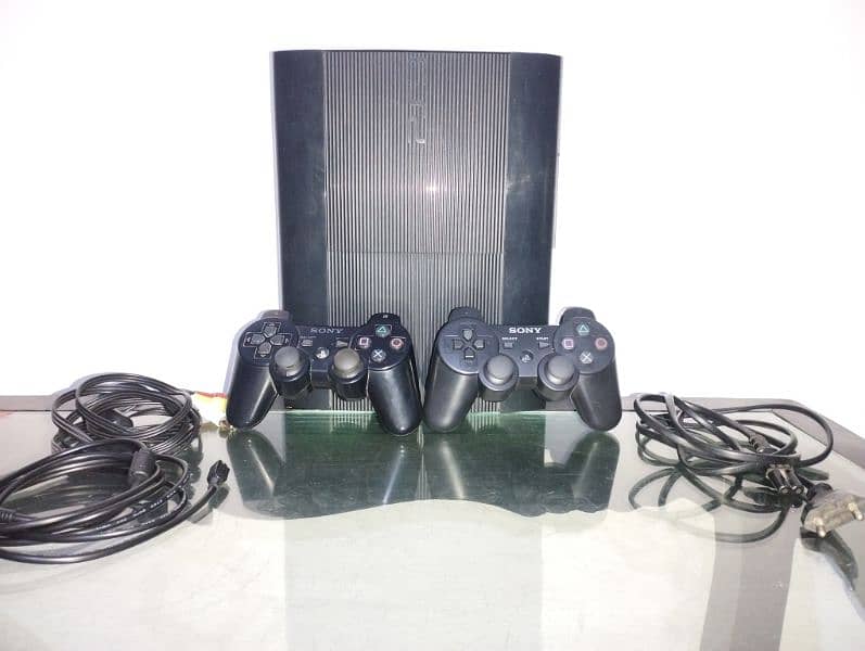 Playstation 3 super slim jailbreak with 2 controllers. PS3 jailbreak 1