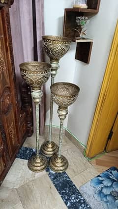 three stand candal stand  antique style