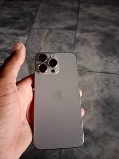 iPhone 15 Pro Max