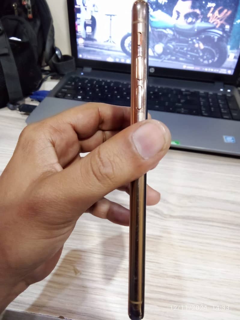 Iphone xs Max 256GB condition 10/9.5 non Approved 2