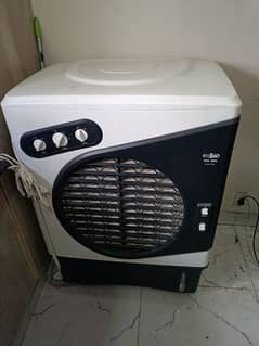Room cooler almost new just 2 days used