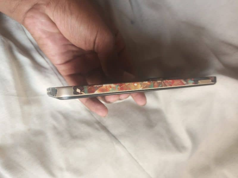 Redmi 13  New condition with box and charger genmen only for month use 2