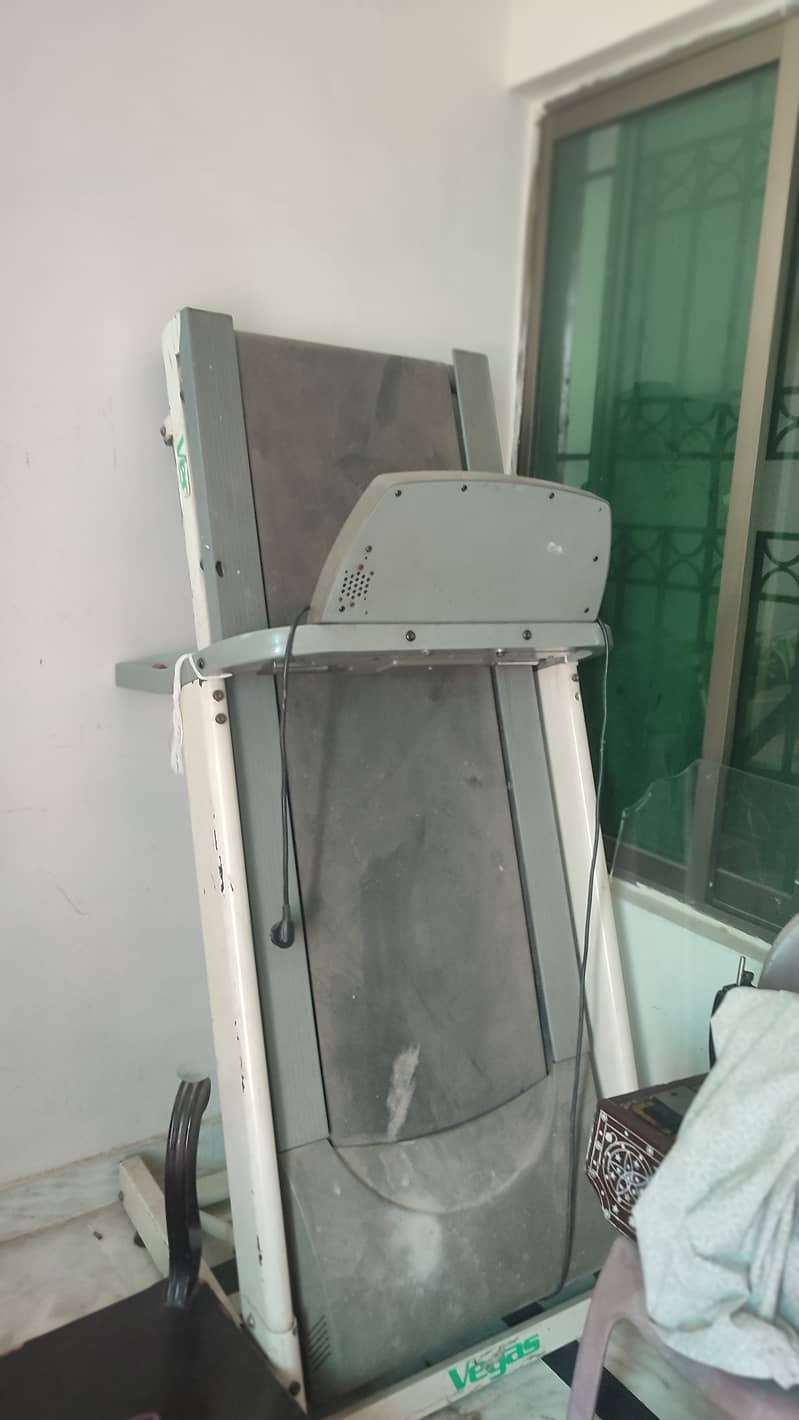 Treadmill /Electronical Treadmill/ Running machine 3