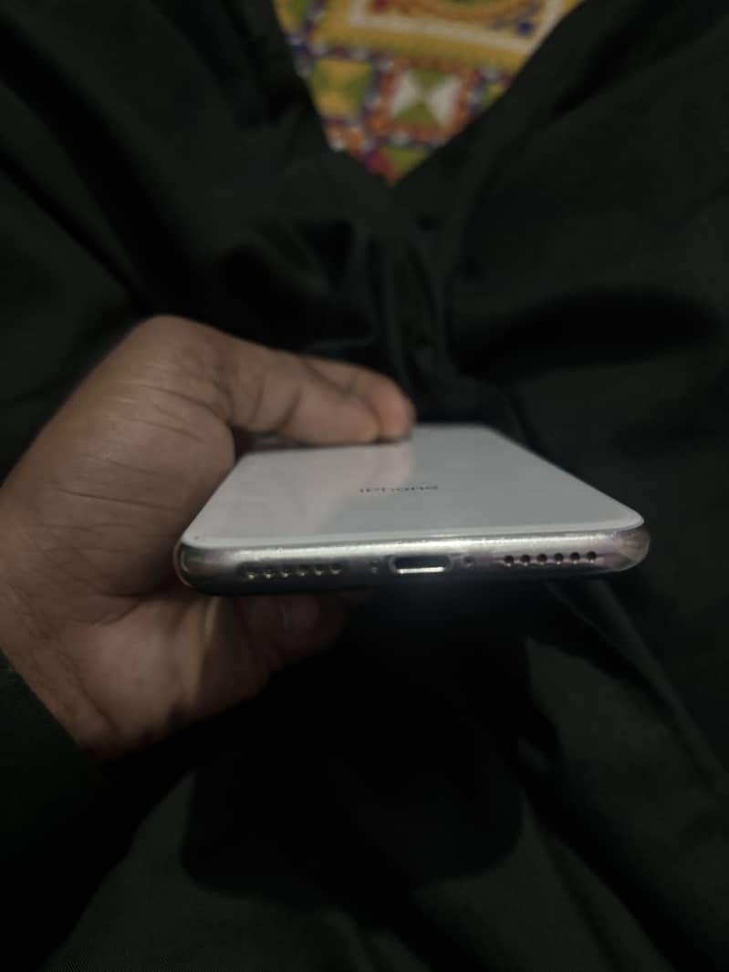 iPhone X PTA APPROVED with box 10/10 condition 2