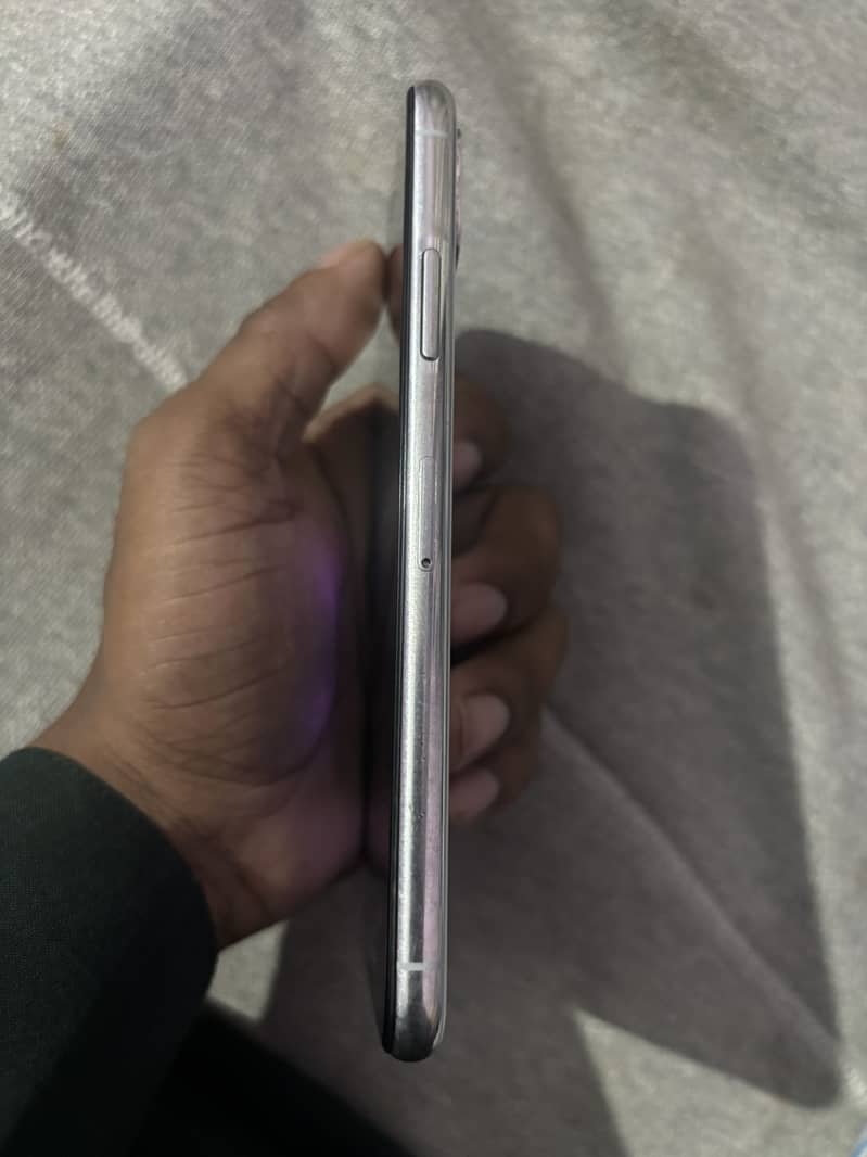 iPhone X PTA APPROVED with box 10/10 condition 5