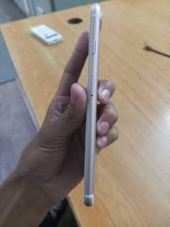 I phone 7plus 128gb pta proved