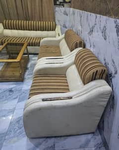 beautifuldsrawing room sofa 6 seat and table