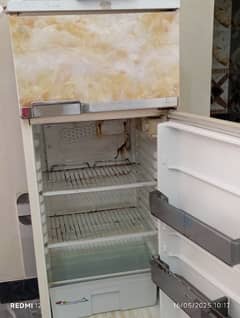 Refrigerator for sale only 35000 good condition