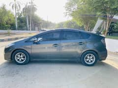 Toyota prius S LED