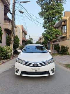 Toyota Altis Grande manual with sunroof 2014