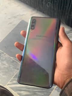 Samsung Mobile A50