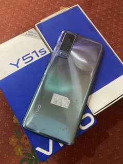 Vivo Y51s with box