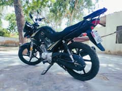 Yamaha YBR 125 2023