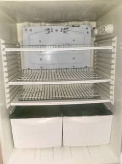 PEL REFRIGERATOR