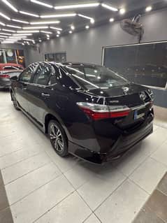 Toyota corolla altis grande
