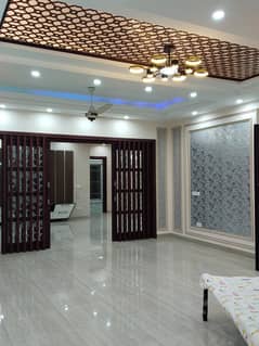 1 Kanal Double Storey House With 1 Kanal Lawn Available For Sale