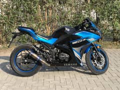 Yamaha R3 replica
