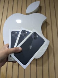 Apple iPhone 13