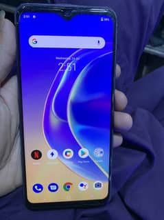 Vivo v21e 8+128 With box