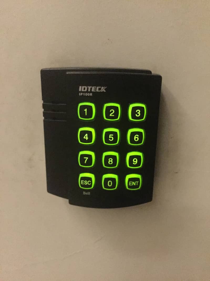 IT Networking / CCTV / Audio/Vidio intercoms/Projectors/Wifi Bridging 3