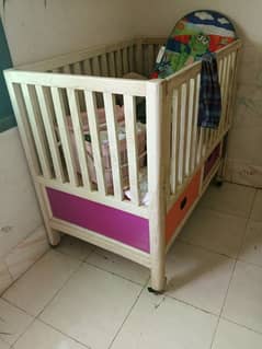 kids Bad for Sell pure Wood Tari wood Ok condition