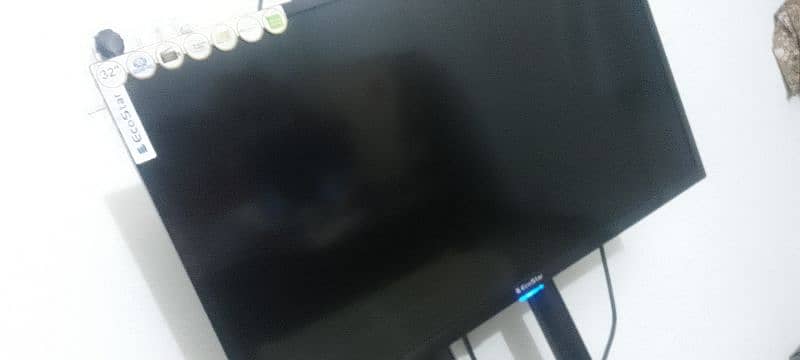 ecostar led 32" simple not Smart brand new  orgnal 10/10 7