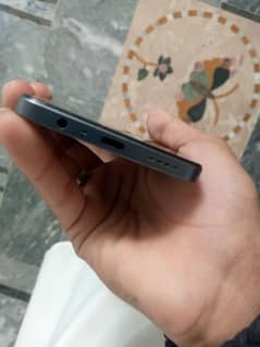 realme not 50 box charger available