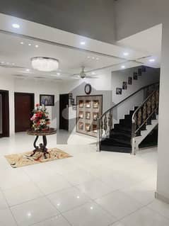 2 KANAL FULLY FURNISHED HOUSE FOR SALE IN CANAL GARDEN NEAR BAHRIA TOWN LAHORE
