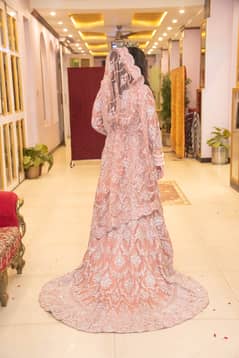 Bridal tail maxi