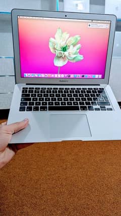 MacBook