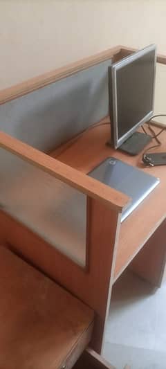 computer table