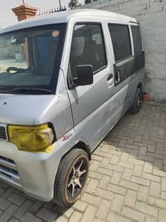 Nissan Clipper 2013