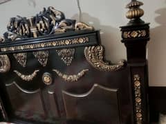 bed. without metress and 2side tabels