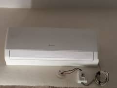 Gree inverter A. c 1.0 ton