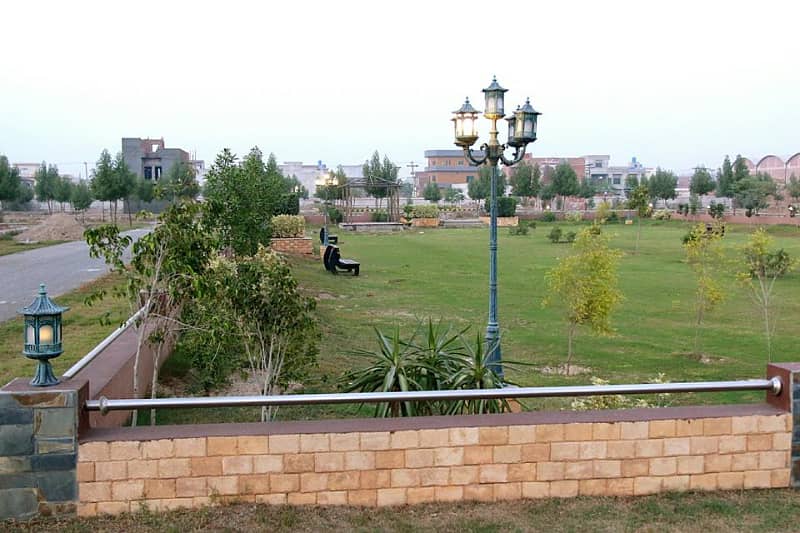08 MARLA PLOT IN ALI BLOCK DAWOOD RESIDENCY LAHORE HOT LOCATION 50FT ROAD PLOT BEST OPTION FOR END USER 3