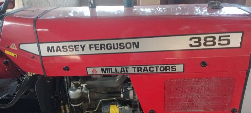 Massey Ferguson 385 3