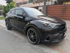 Toyota C-HR 2019 2019/24, S LED, 4.5 grade. like new