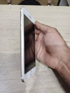 I phone 7plus 128gp officially PTA aproved