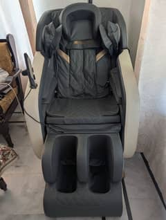 JCBuckman RefreshUS Massage Chair with Head Massager and 8 programs
