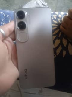 vivo y200