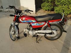 Honda CD 70 red