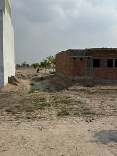 5 MARLA CRYSTAL HOT LOCATION NEW DEAL PLOT AVAILABLE